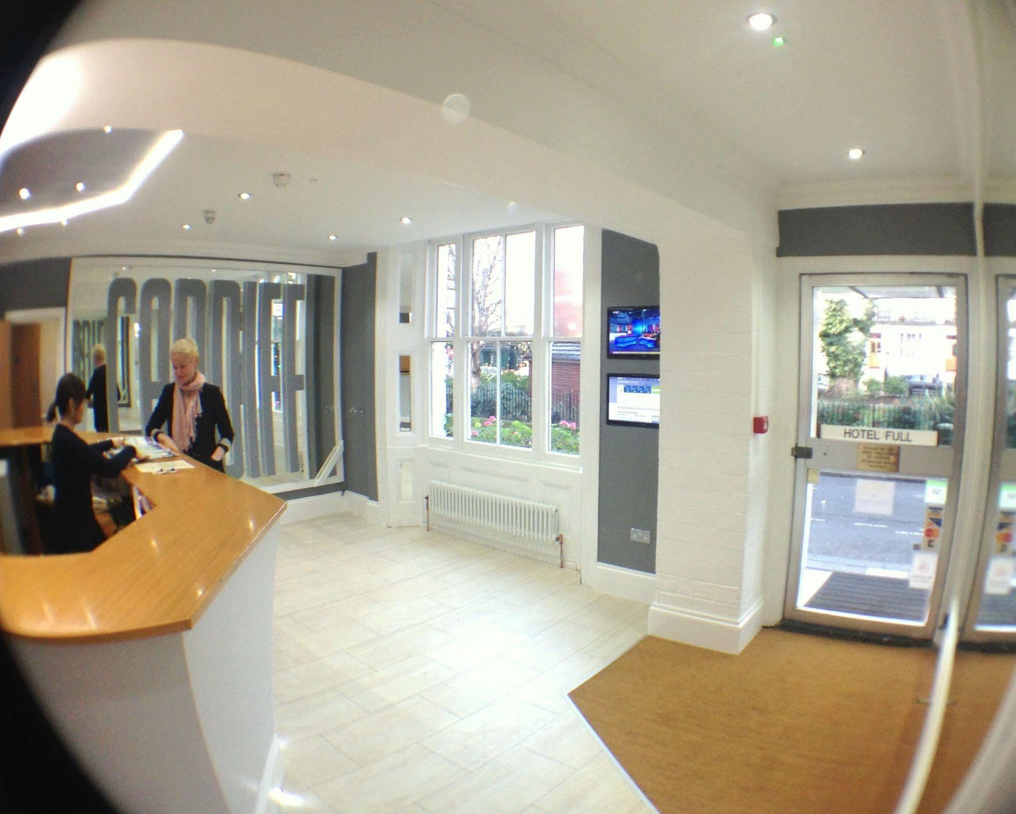 Cardiff Hotel リッチモンド エクステリア 写真
