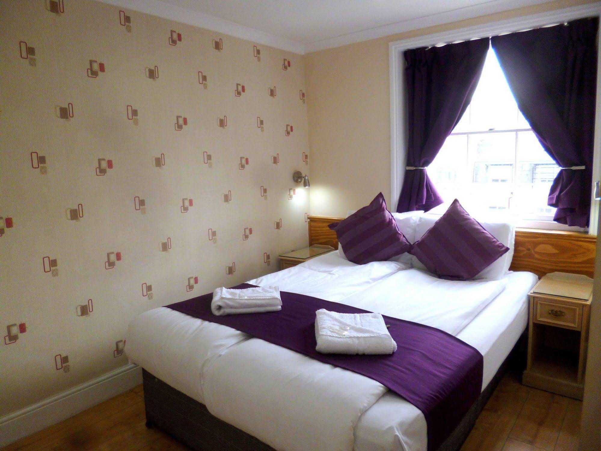 Cardiff Hotel リッチモンド エクステリア 写真