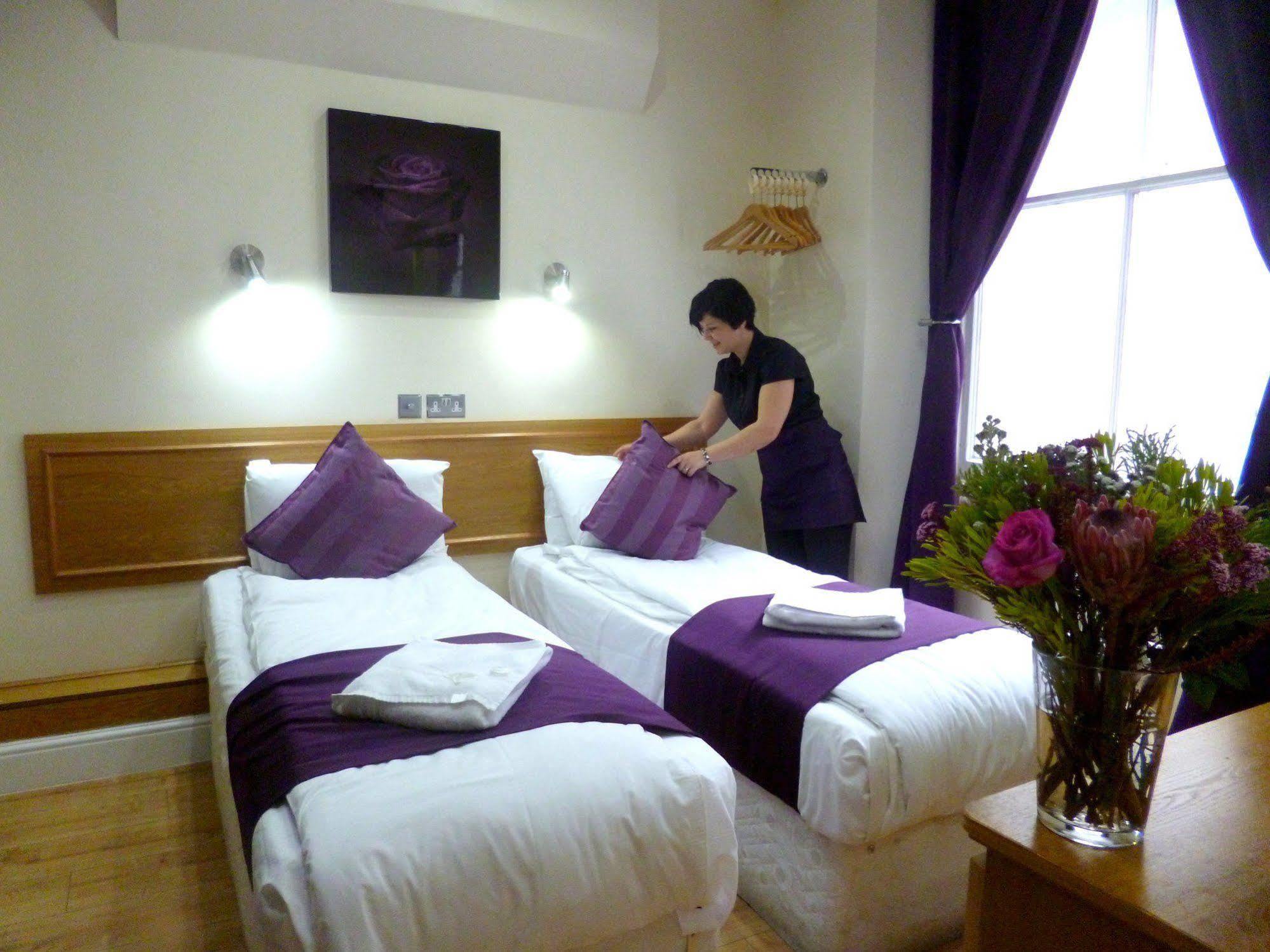 Cardiff Hotel リッチモンド エクステリア 写真
